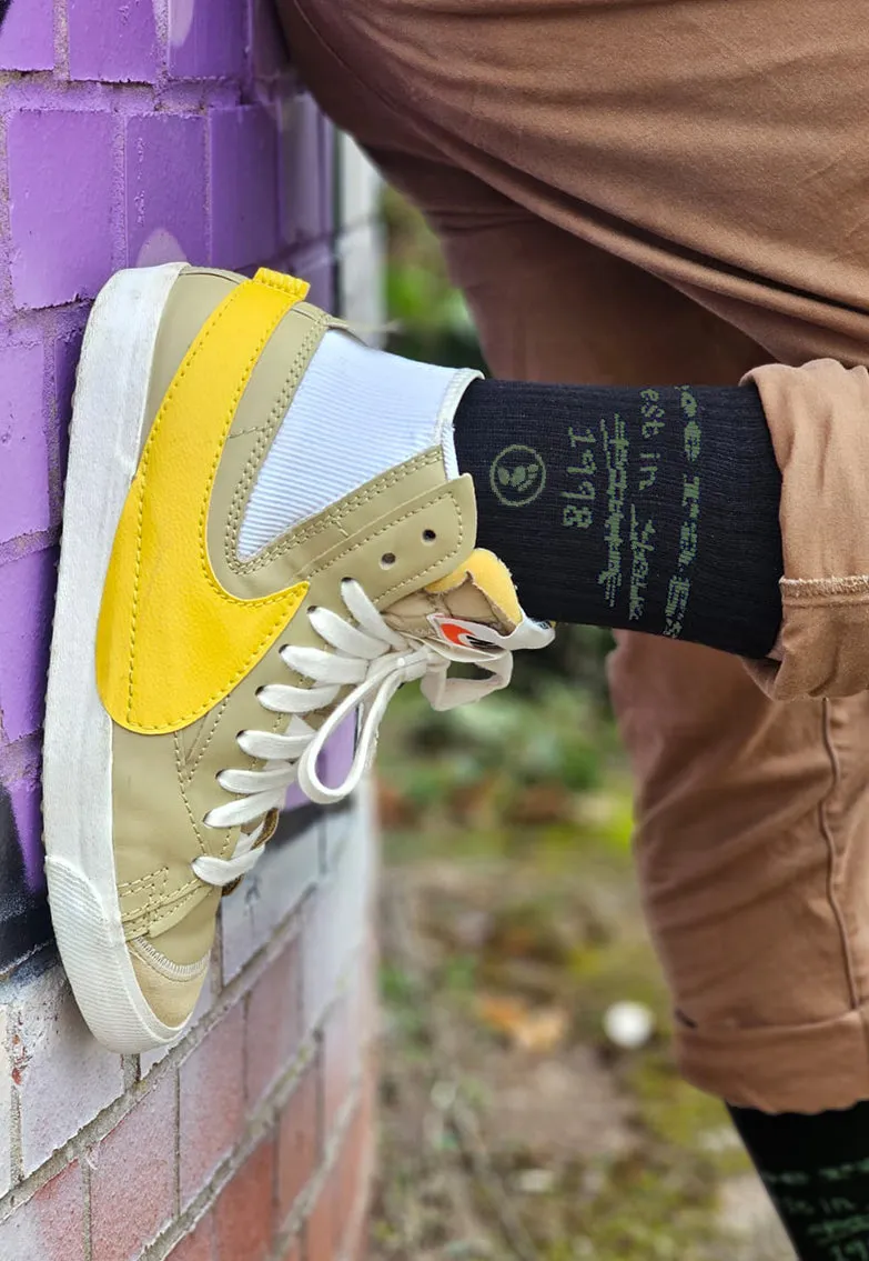2 Pairs Toe Rags® Scribble Crew Socks