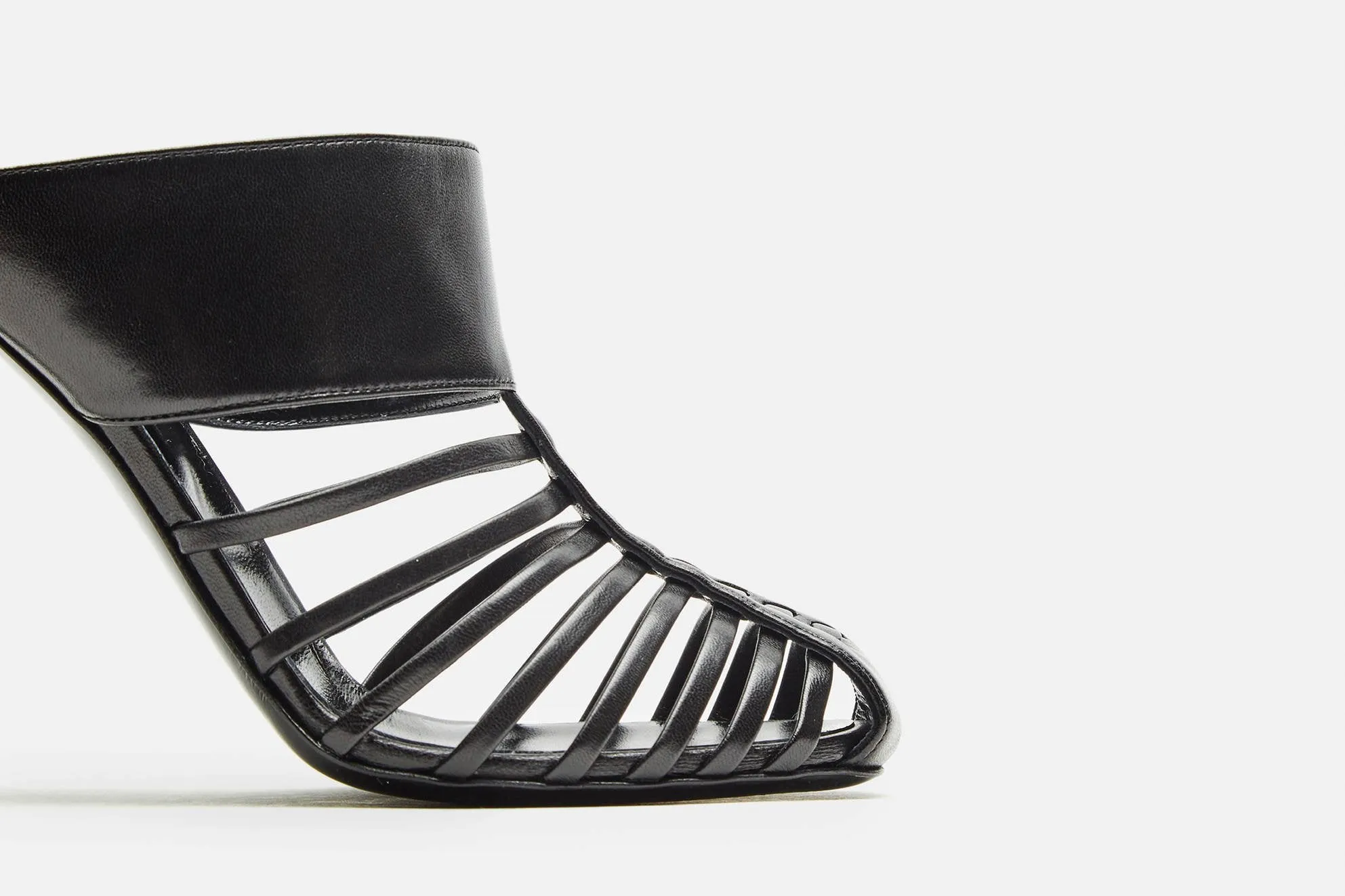 Capello Strappy Mule Sandal - Black