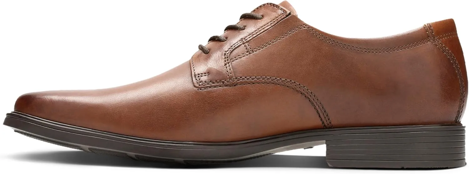 Clarks Men's Tilden Plain Oxford