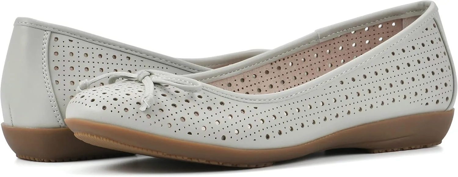CLIFFS BY WHITE MOUNTAIN Women's Cheryl Cushioned Ballet Flat