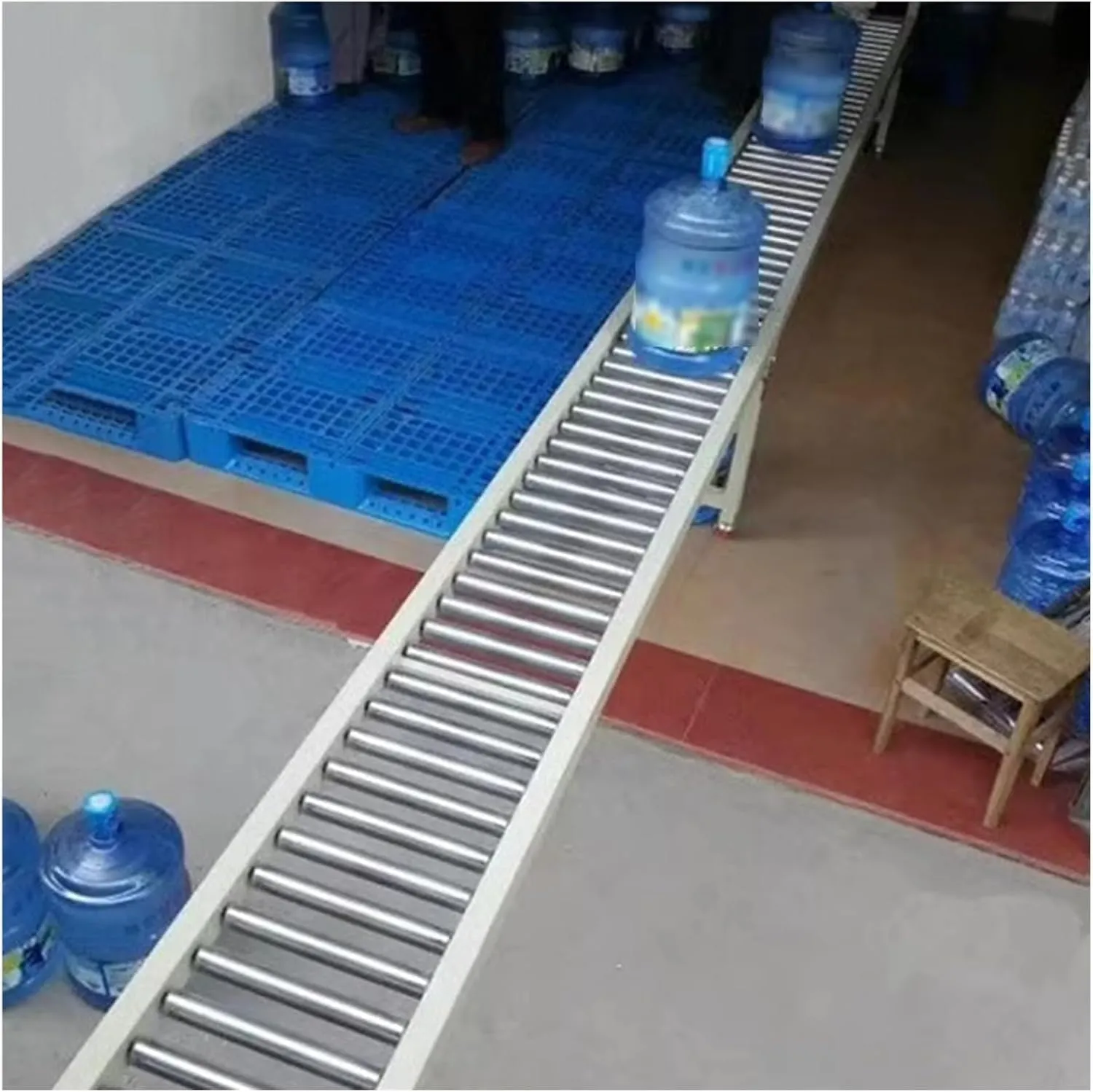 Gravity Conveyor Truck Trailer Gravity Conveyor, Industrial Light-Duty Gravity Conveyor Foldable Extra for Commercial Truck Trailer and Warehouses(Silver-(w) 30cm,150cm)
