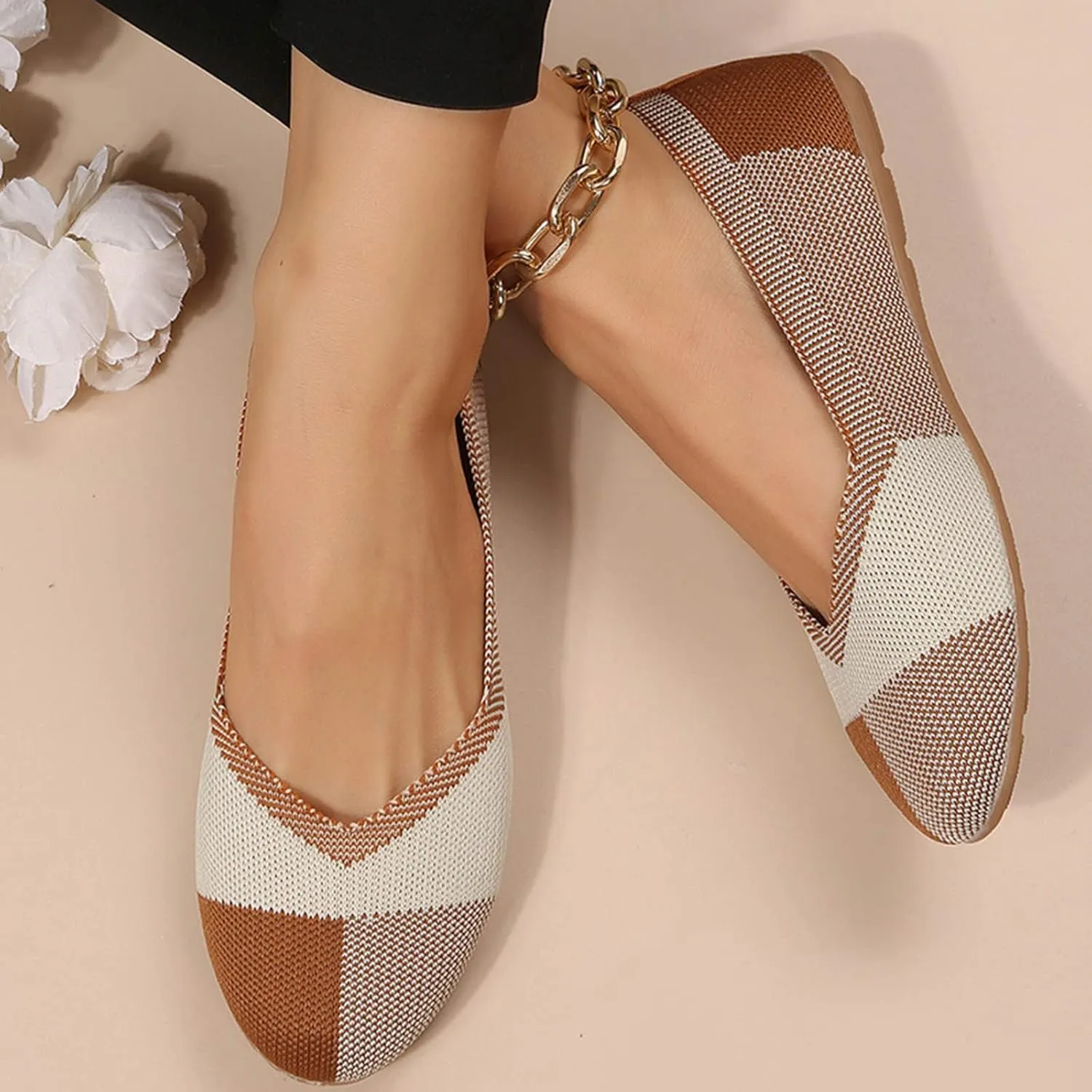 Hbeylia Fashion Loafers for Women Casual Spring Summer Breathable Knitted Round Toe Low Tops Canvas Shoes Slip On Flats Walking Shoes Non Slip Play Sneakers Loafers for Work Nurse