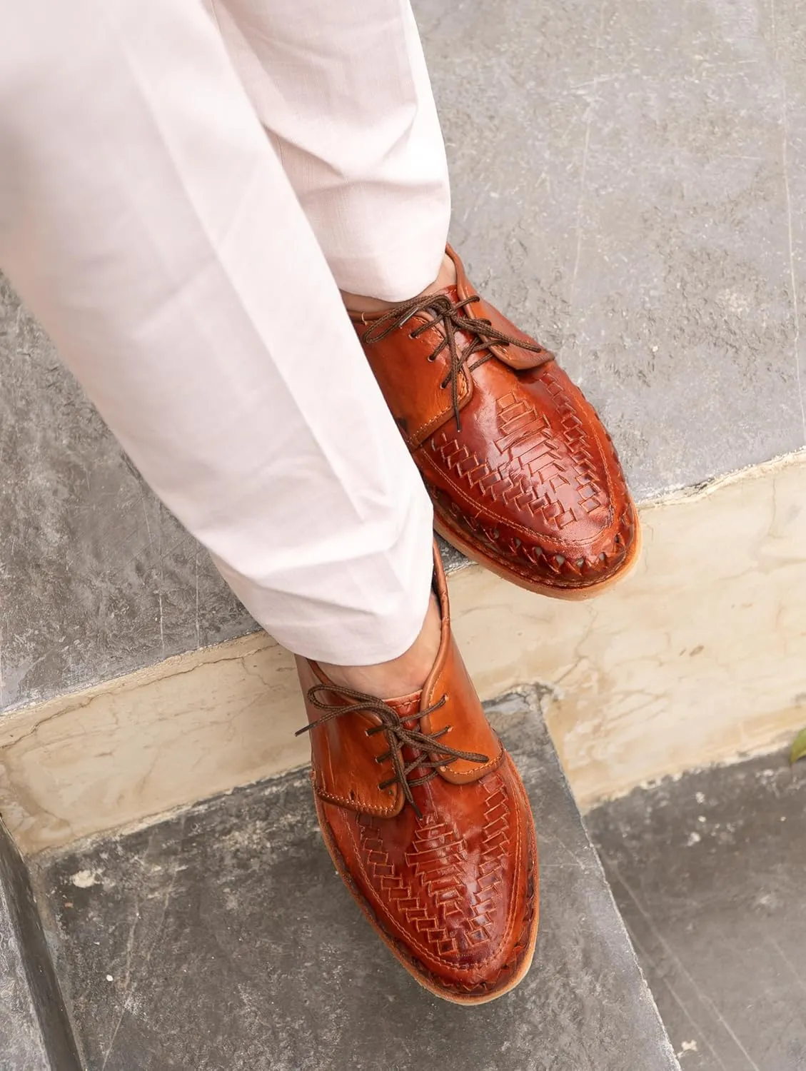Mexico en la Piel: Handcrafted Men's Genuine Leather Lace-Up Huarache Sandals Shoes - Versatile & Durable
