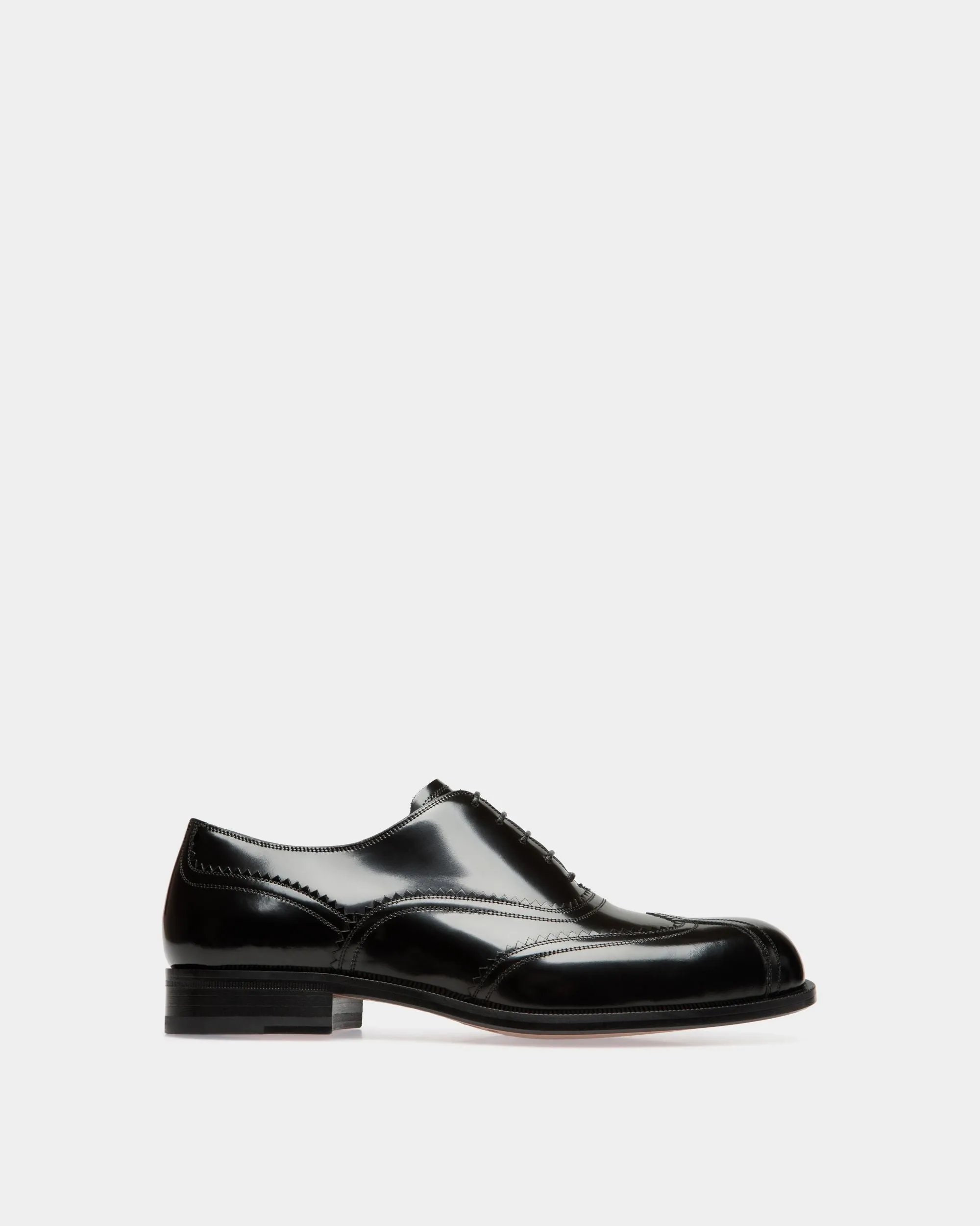 Spiegel Oxford in Black Leather