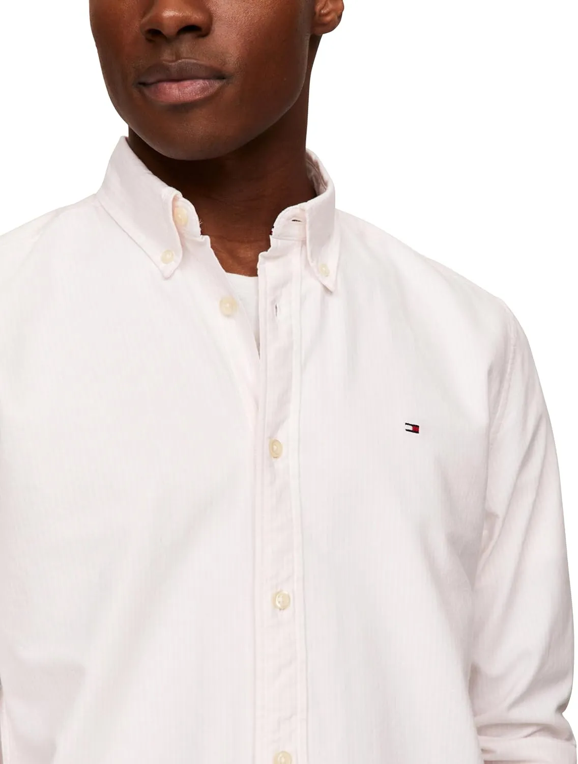 Tommy Hilfiger Men's Long Sleeve Button Down Oxford Shirt in Regular Fit