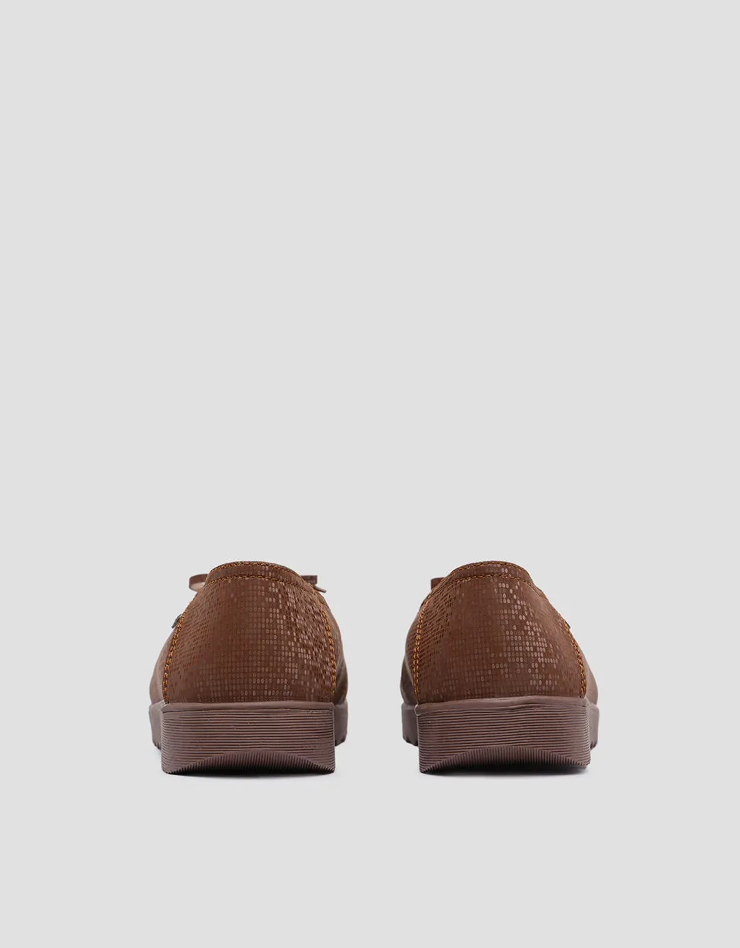 Triset Pita Sepatu Loafer Wanita